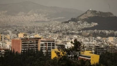 Καιρός: Πότε θα φύγει η σκόνη πάνω από τον Αττικό Ουρανό - Έρχεται κακοκαιρία
