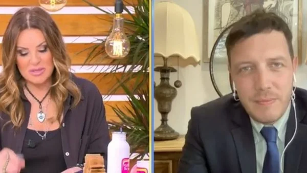 «Παρατηρώ ότι το κακό δεν έχει πάτο!» - Άστραψε και βρόντηξε ο Σπύρος Δημητρίου στο Καλύτερα δε γίνεται