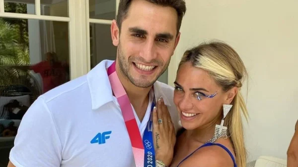 Έγκυος η Κόνι Μεταξά λίγο πριν τον γάμο; Το βίντεο που αποτυπώνει την αλήθεια