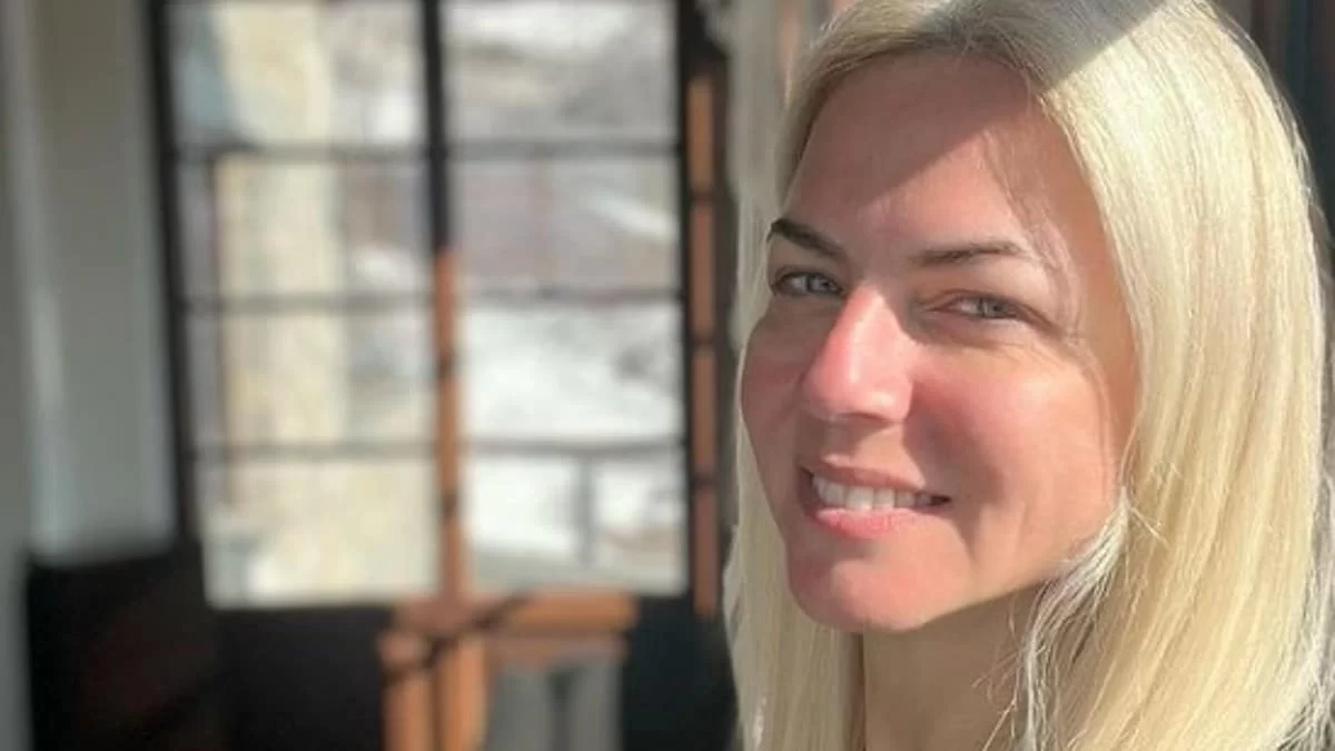 Χριστίνα Κόντοβα: Σαββατιάτικη βόλτα με την κορούλα της Ada στο κέντρο της πόλης