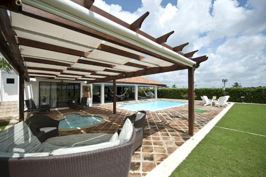 Survivor σπίτι Καραλέξη