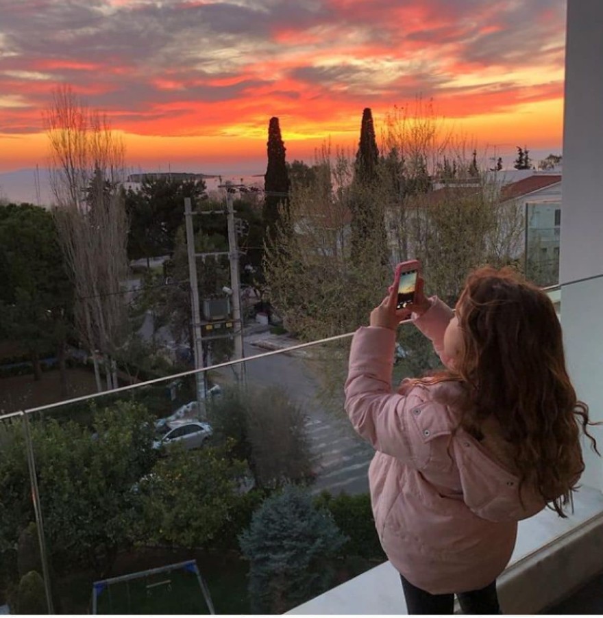 Γιώργος Λύρας Πέγκυ Ζήνα θέα σπιτιού