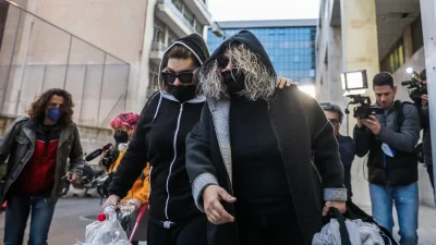 Πάτρα: «Τα ντουβάρια δεν έχουν αξία μπροστά...» - Η μητέρα της Ρούλας πουλάει εσπευσμένα το σπίτι της