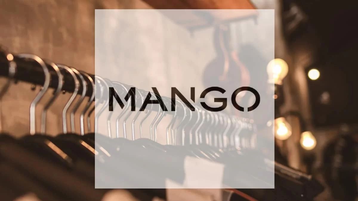 Έχουν πάρει "φωτιά" τα ταμεία των Mango - Το απόλυτο φόρεμα κρουαζέ κουμπιά