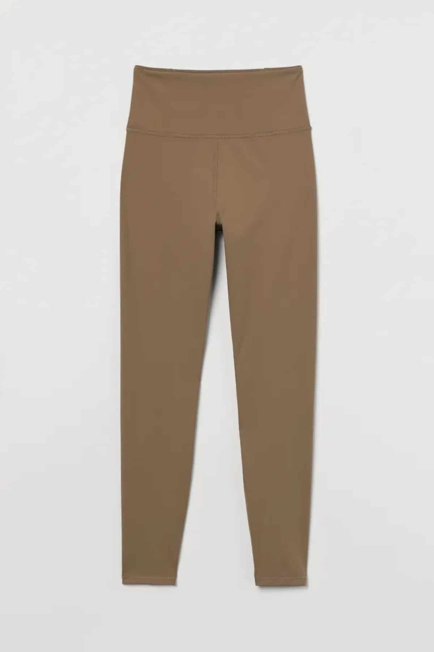 H&M - Το κολάν που δεν πρέπει να λείψει από την ντουλάπα σου