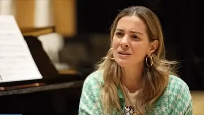 Νατάσα Μποφίλιου: «Υπάρχουν στοιχεία στον χαρακτήρα μου που με δυσκολεύουν»