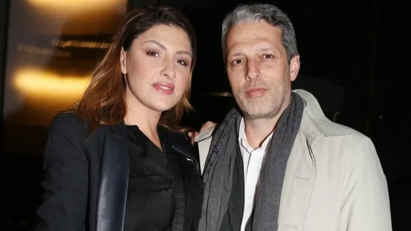 Ξανθιά και λεπτεπίλεπτη - Η σύζυγος του Ανδρέα Καψάλη πριν την Έλενα Παπαρίζου