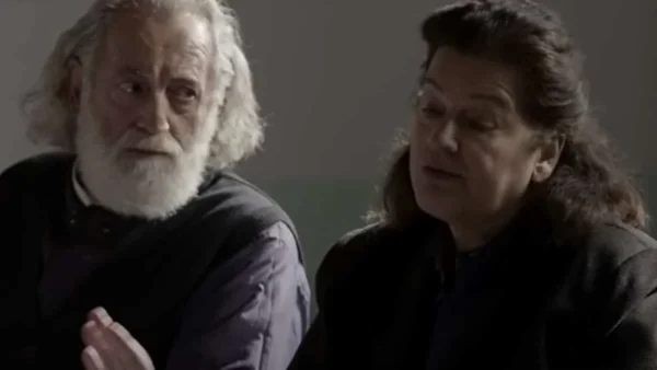 Σασμός: Η επική ατάκα της παπαδιάς που θα αφήσει "κάγκελο" το κοινό - Πολύ γέλιο