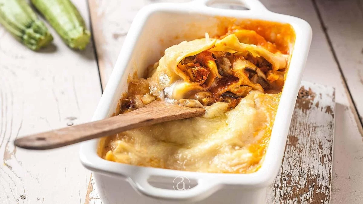 Νηστίσιμο και με πολύ λίγες θερμίδες - Πεντανόστιμο παστίτσιο από την Αργυρώ Μπαρμπαρίγου