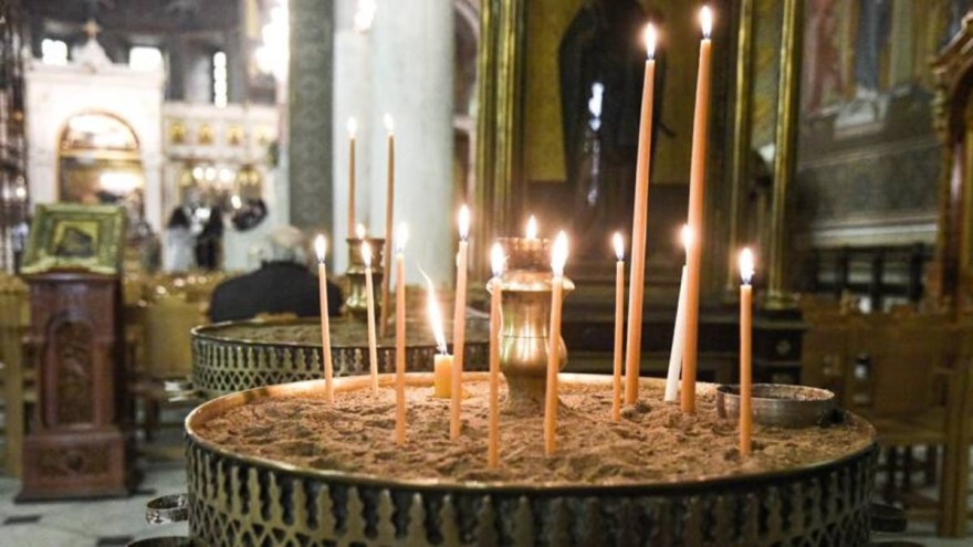Τι θα ισχύει για μάσκες και πιστοποιητικά τη Μ. Εβδομάδα και την Ανάσταση 