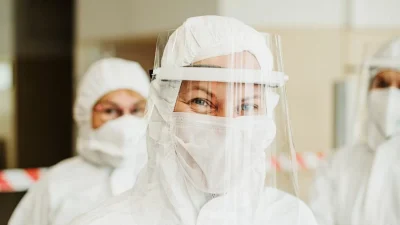 Κορωνοϊός: Αλλαγές με τη χρήση της μάσκας - Πού θα είναι υποχρεωτική