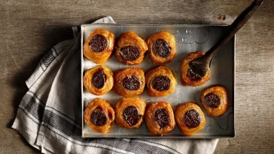 Με μπόλικο πορτοκάλι και κανέλα - Νηστίσιμα σιροπιαστά ροξάκια που λιώνουν στο στόμα