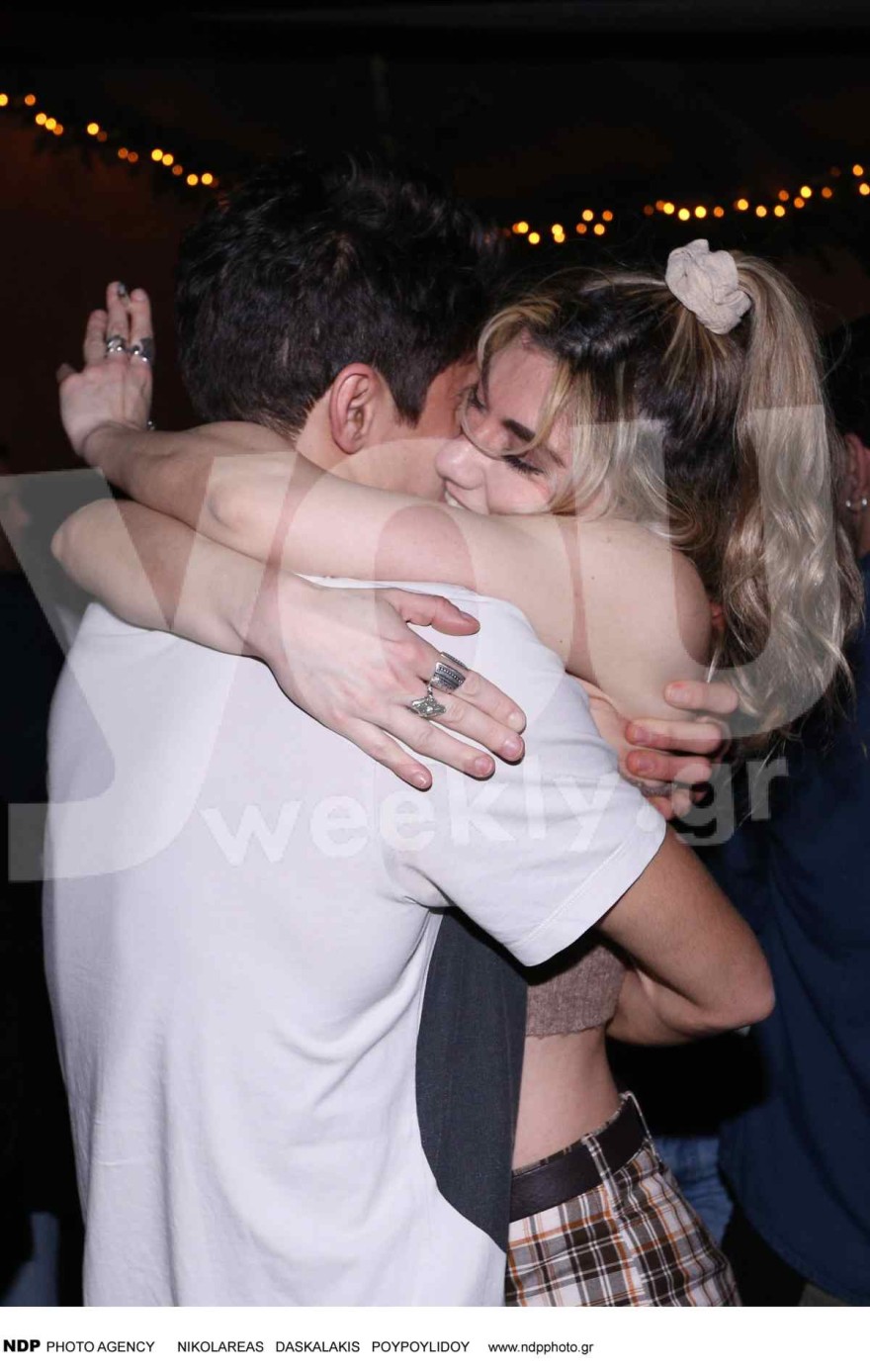 Κώστας Νικούλι - Σύντροφος