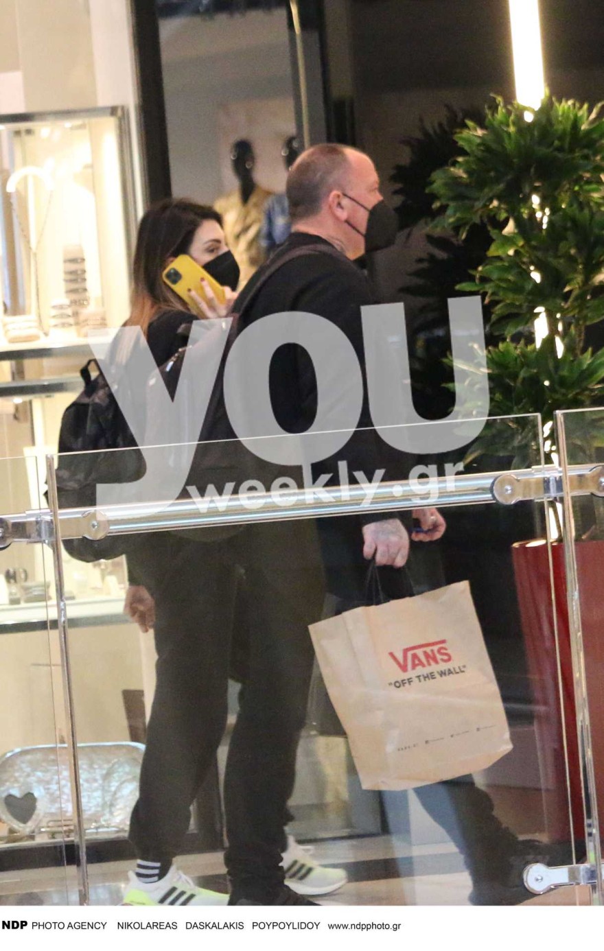 Ο Δημήτρης Σκαρμούτσος και η γυναίκα του