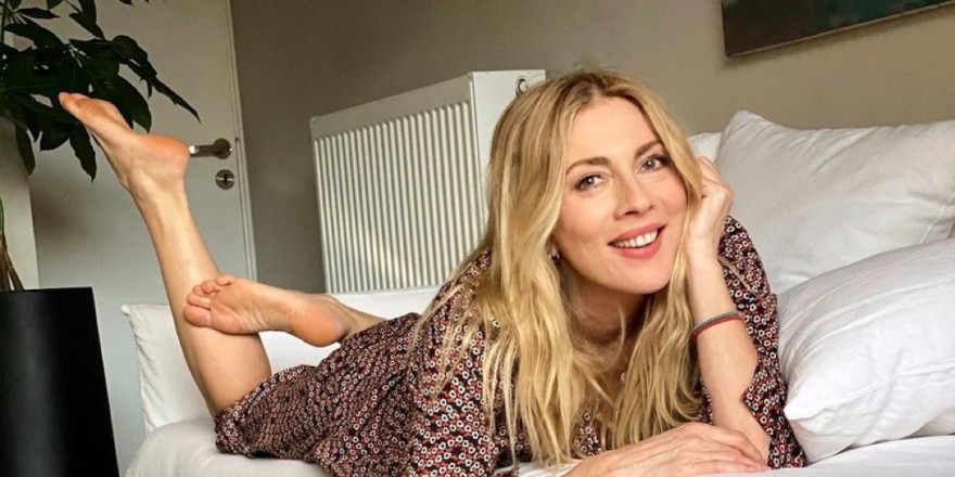 Σμαράγδα Καρύδη