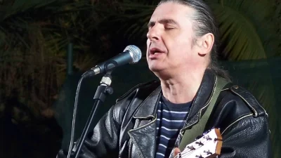 Θλίψη στον καλλιτεχνικό χώρο - Πέθανε ο συνθέτης και τραγουδιστής, Σταύρος Λογαρίδης