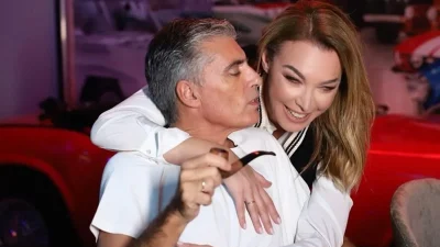 Χαρές στην οικογένεια της Τατιάνας Στεφανίδου και του Νίκου Ευαγγελάτου