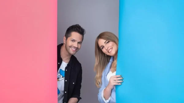 Tι Φάση: Άφθονο γέλιο και τρελές φάρσες απόψε στις 20:00