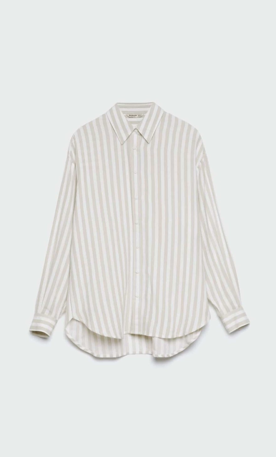 Άσπρο πουκάμισο από τα Stradivarius