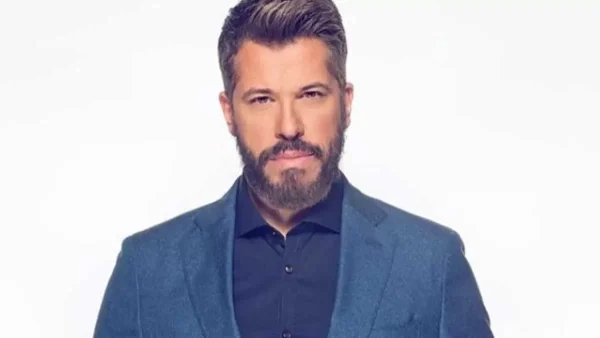 Εκτάκτως στο νοσοκομείο ο Χάρης Βαρθακούρης - Υπεβλήθη σε χειρουργείο