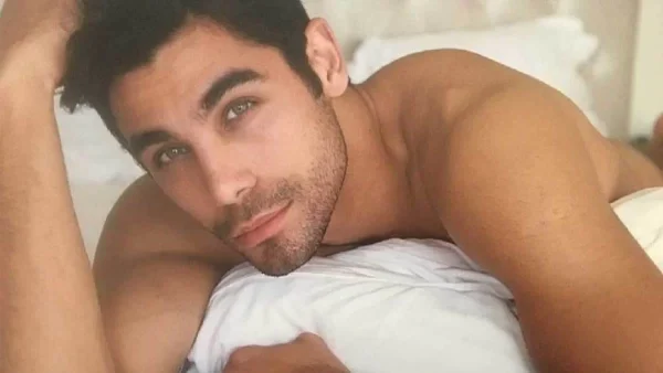 ''Δεν κάνετε ούτε...'' Έξαλλος ο Παναγίωτης Βασιλάκος με το έθιμο του σουβλίσματος