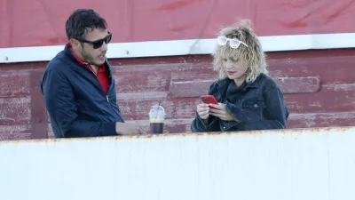 Βίντεο ντοκουμέντο - Η κίνηση της Ελεονώρας Ζουγανέλη στην εκκλησία που ξεσήκωσε θύελλα αντιδράσεων