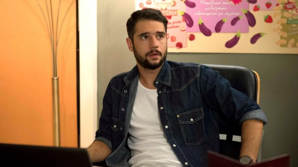 Σε ξένα χέρια: Ο Μάνος βρίσκεται σε δίλλημα