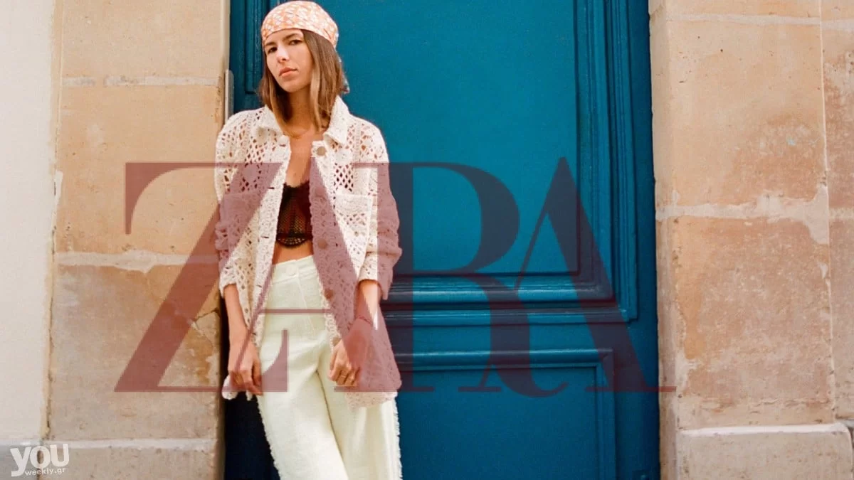 Μπλε, λινό και με ανοίγματα - Το ιδανικό φόρεμα από τα Zara για να το βάλεις πάνω από το μαγιό σου