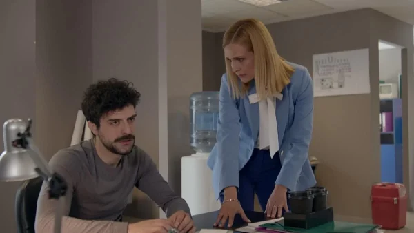 Άσε μας ρε Μαμά: Κρίση στη σχέση της Έλλης και του Δημήτρη