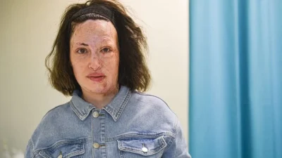 Βαμμένη και χαμογελαστή - Εντυπωσιακή η νέα εικόνα της Ιωάννας Παλιοσπύρου