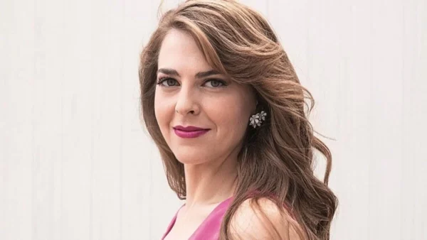 Δεν γεννήθηκε στην Αθήνα αλλά... - Αυτή είναι η καταγωγή της Ρένας Μόρφη