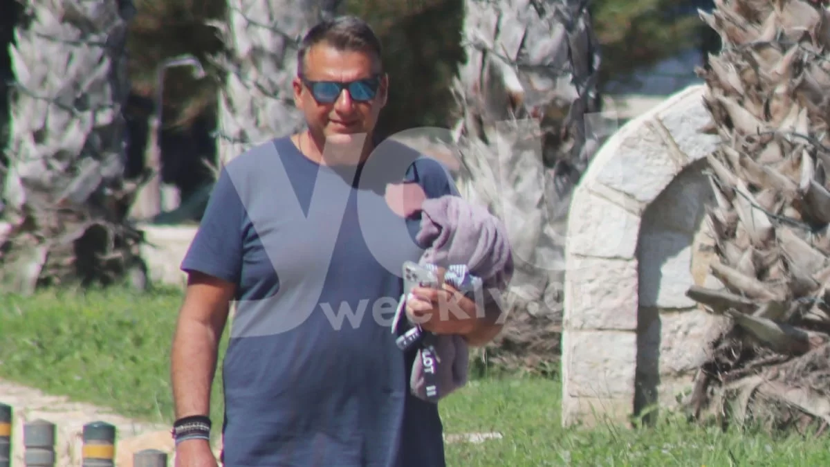 Ολόκληρος άντρας ο γιός του Γιώργου Λιάγκα και της Φαίης Σκορδά - Αποκλειστικές φωτογραφίες