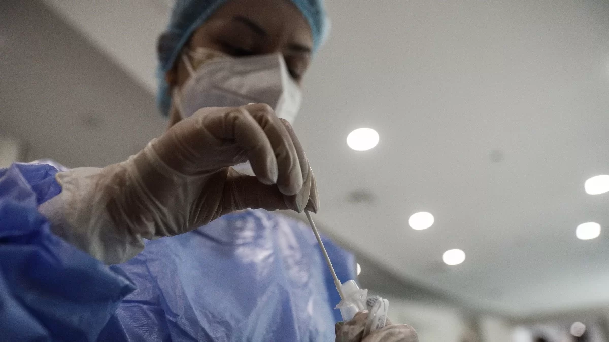 Κορωνοϊός: Ανησυχία με τα σημερινά 30/5 κρούσματα στη χώρα μας