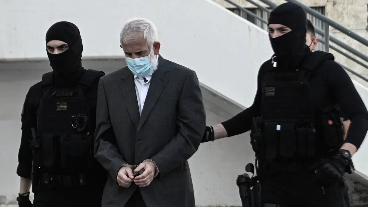 Δίκη Φιλιππίδη: Στη δημοσιότητα φωτογραφίες που «καίνε» την πρώτη καταγγέλλουσα