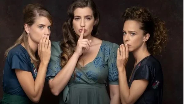 Άγριες Μέλισσες: Τους έπιασε στα πράσα - Αποκαλύπτεται το παράνομο ζευγάρι