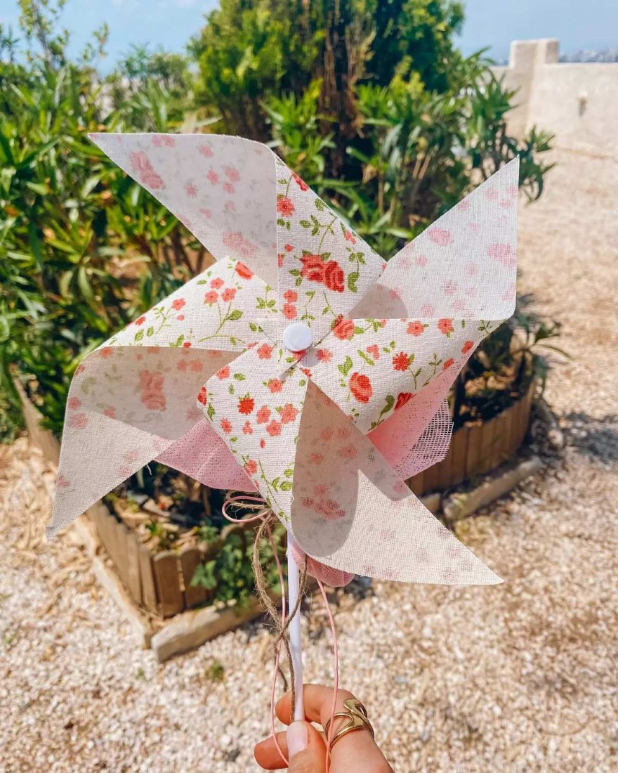 Ανάρτηση Νάντιας Μπουλέ