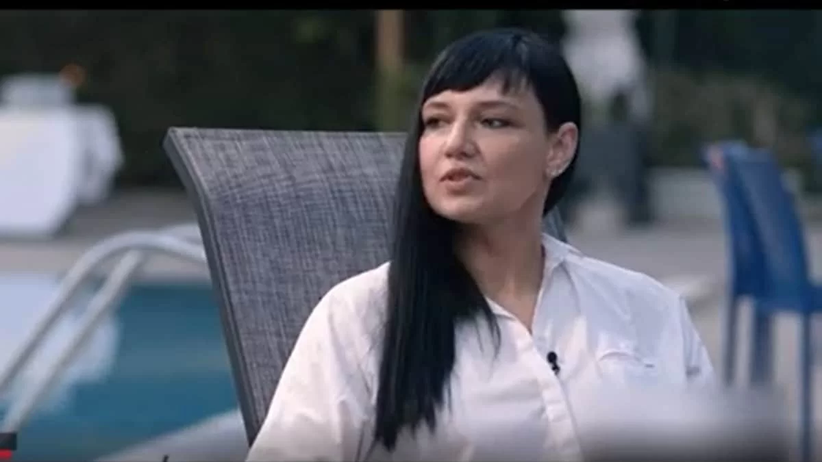 Η Αθηναΐς Νέγκα "έσπασε" την σιωπή της για τη λεύκη - «Ακόμα δεν έχω έχω συμβιβαστεί απόλυτα»