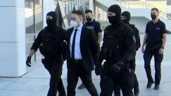 Γλυκά Νερά: «Βλέπω πρόθεση να τελέσατε φόνο» - Η εισαγγελία "γονάτισε" τον Αναγνωστόπουλο μετά την απολογία του