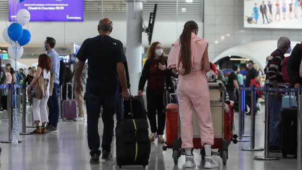 Κορωνοϊός: Χωρίς μάσκες από σήμερα 16/5 σε αεροδρόμια και πτήσεις