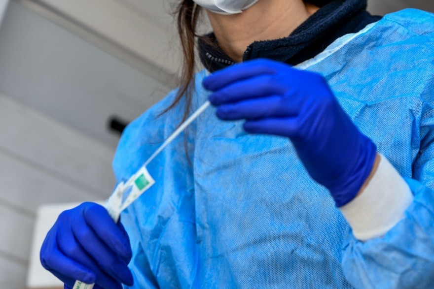 Κορωνοϊός κρούσματα