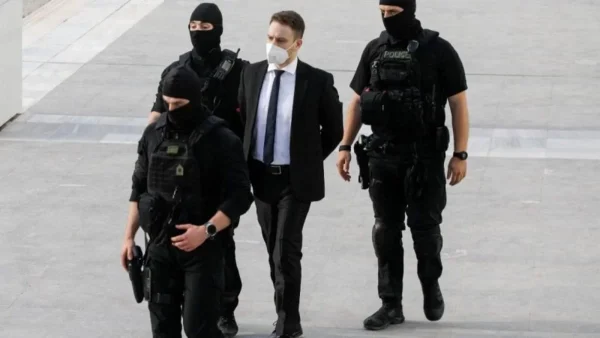 Γλυκά Νερά: «Έλεγε μέχρι τελευταία στιγμή...» - Η αντίδραση του δικηγόρου μετά την ποινή του Μπάμπη