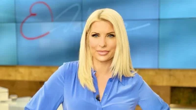 Κουμπαριά που ήρθε από το πουθενά: Η Ελένη Μενεγάκη βαφτίζει το παιδί του αγαπημένου...