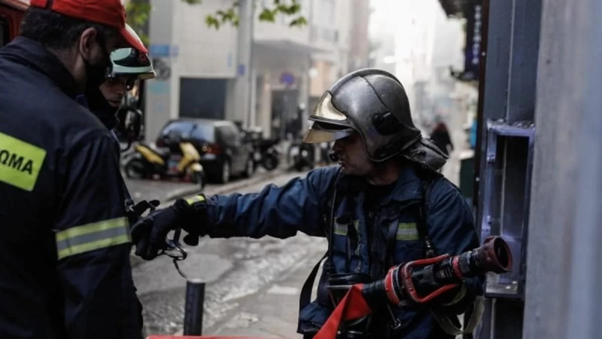 Φωτιά τώρα στην Ελευσίνα