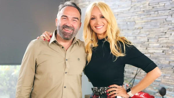 Τα κανάλια που τους "διεκδικούν" μετά τον ΣΚΑΙ - Το τηλεοπτικό μέλλον Γρηγόρη Γκουντάρα και Ναταλί Κάκκαβα