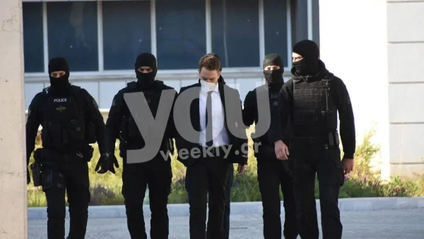 Γλυκά Νερά: «Τον "σποράκο" τον χάσαμε στο σπίτι μου» - Όλη η αλήθεια για την αποβολή της Κάρολαιν