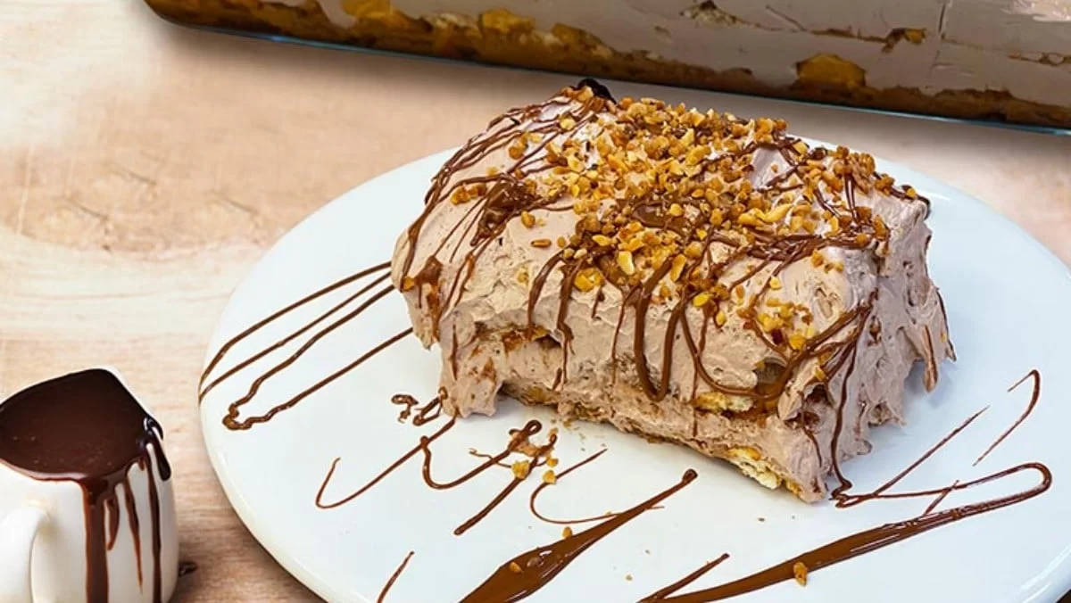 Δροσιστικό και εύκολο - Γλυκό ψυγείο με μπισκότα από την Αργυρώ Μπαρμπαρίγου