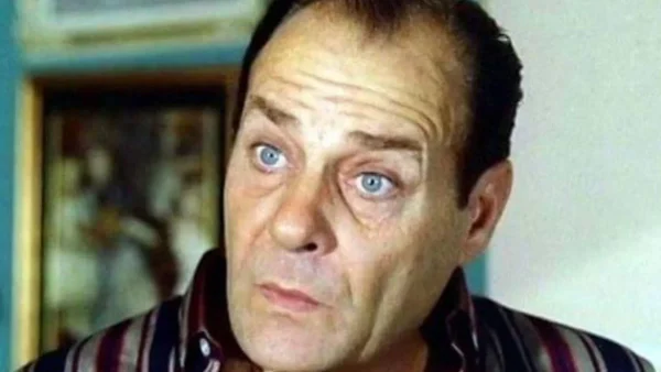 Απίστευτη αποκάλυψη για τον Λάμπρο Κωνσταντάρα - «Ήταν καταθλιπτικό άτομο και...»