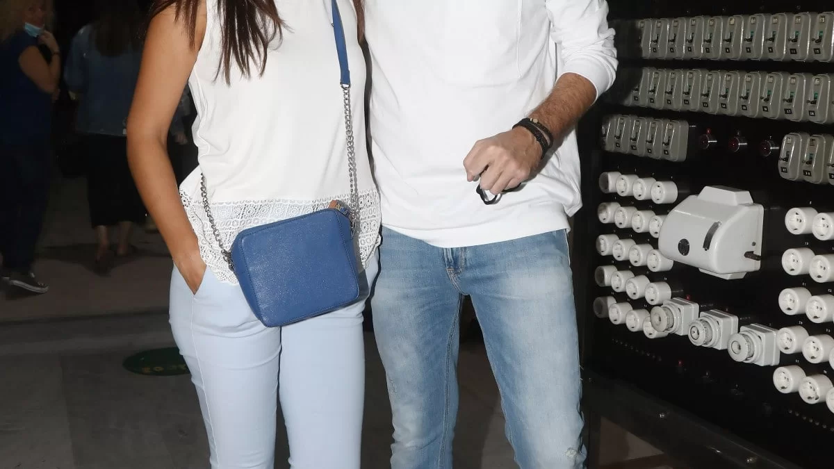 Έγινε η πρόταση γάμου - Παντρεύεται κούκλος Έλληνας τραγουδιστής μετά από 2 χρόνια σχέσης