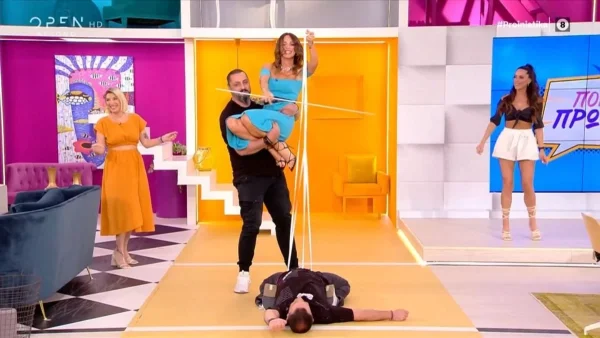 Η Μπέτυ Μαγγίρα τα έσπασε στον αέρα του OPEN και τραγούδησε το «My number 1»