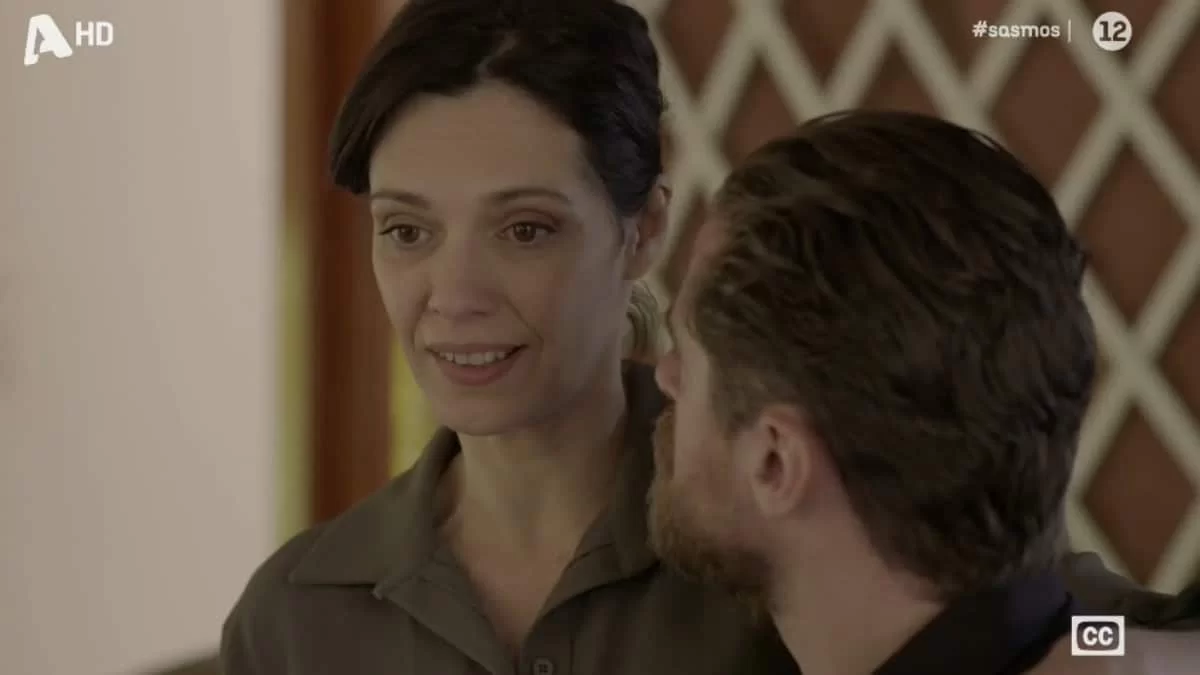 Σασμός: Το Twitter πήρε "φωτιά" με την επιθυμία του Μαθιού - Το γαλάζιο νυφικό και τα επικά σχόλια